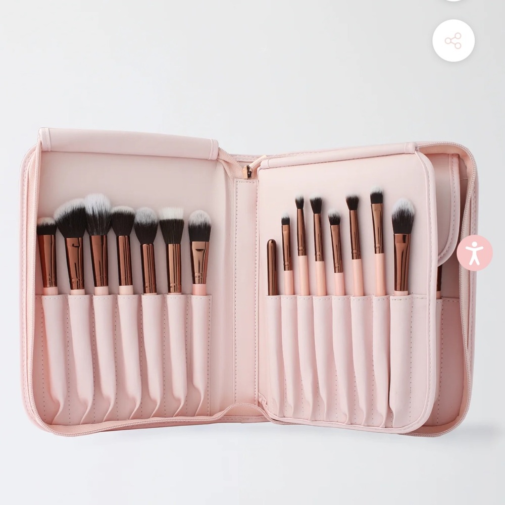 Luxie Pink Brush Set with Case